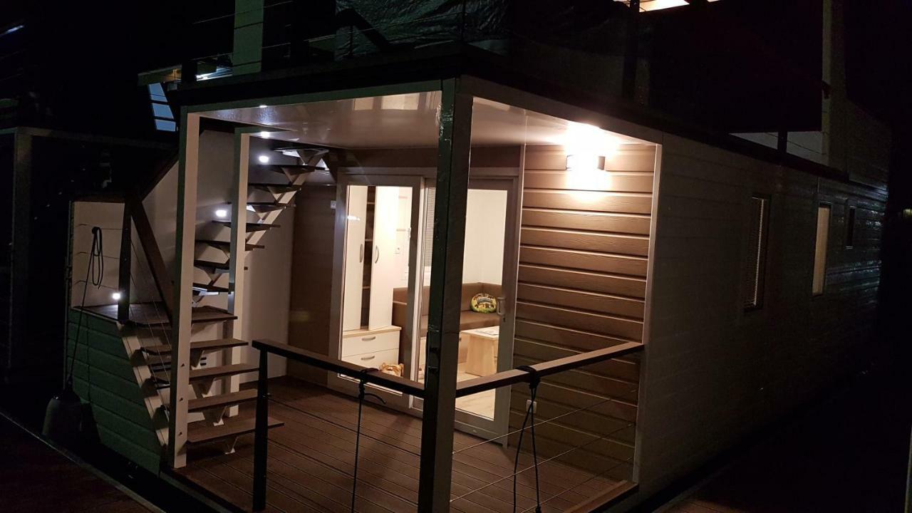 ホテル Floating Sea House Portorose エクステリア 写真